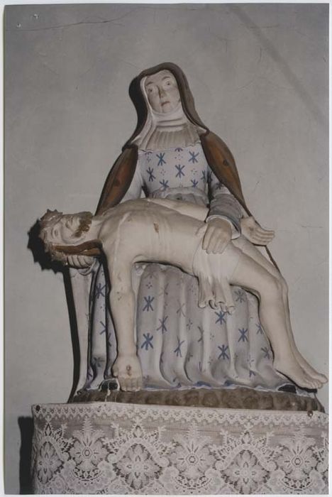 groupe sculpté : Vierge de Pitié - © Ministère de la Culture (France), Médiathèque du patrimoine et de la photographie, Tous droits réservés