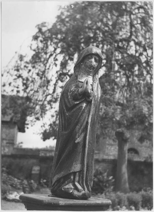 statue de poutre de gloire : Vierge - © Ministère de la Culture (France), Médiathèque du patrimoine et de la photographie, Tous droits réservés