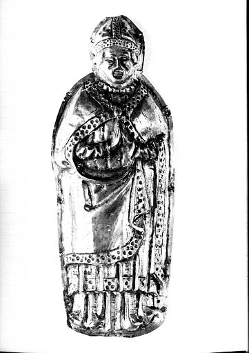 Châsse de saint Papoul, évêque, figure d'applique en argent repoussé : face