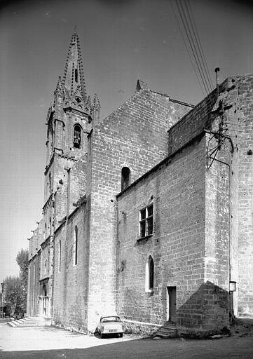 Façade latérale et clocher