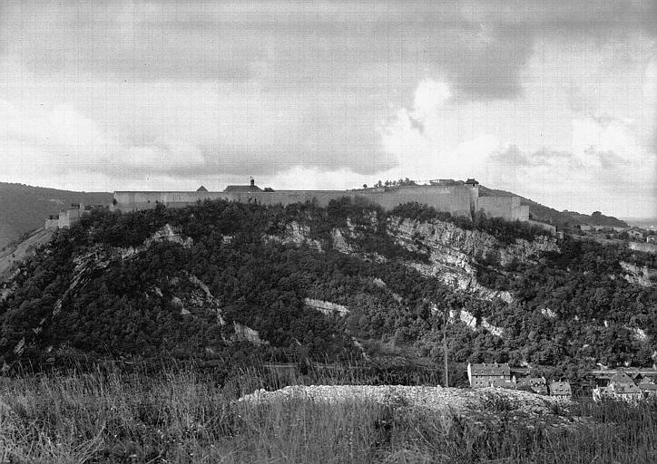 Vue des remparts côté est