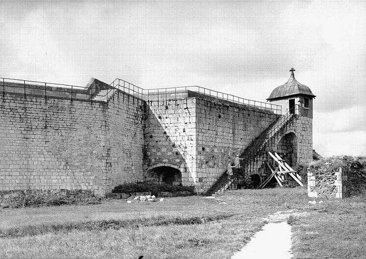 Remparts côté ouest : Echauguette