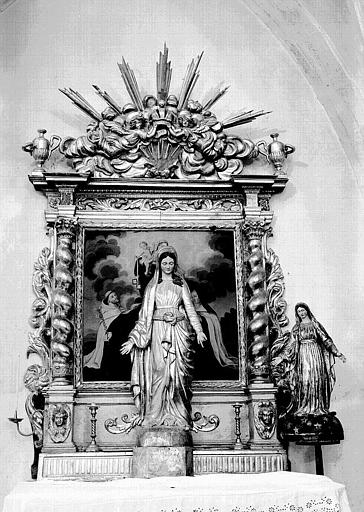 Retable de la Vierge, en bois sculpté