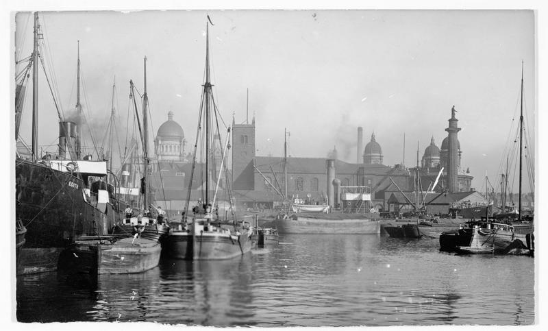 Vue sur le port de Hull