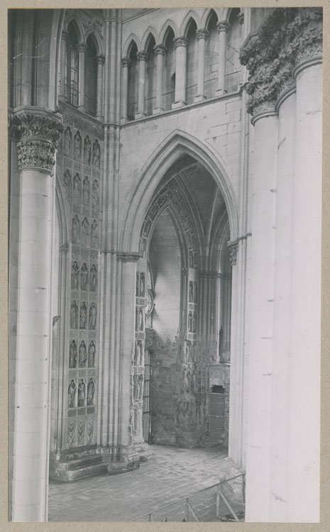 Façade ouest, porches central et nord : le revers, depuis le triforium sud