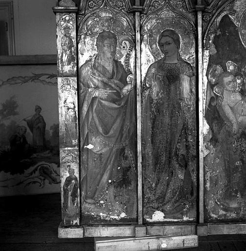 Panneaux peint de retable : Vierge à l'Enfant entourée de saints et surmontée de la Crucifixion (les deux saints de la partie inférieure gauche) - © Ministère de la Culture (France), Médiathèque du patrimoine et de la photographie, diffusion RMN-GP