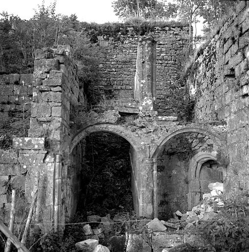 Ruines : vue intérieure