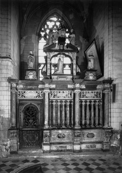 clôture de chapelle Saint-Erkembode - © Ministère de la Culture (France), Médiathèque du patrimoine et de la photographie (objets mobiliers), tous droits réservés