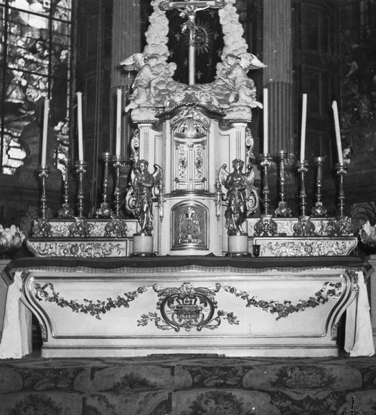 autel, gradins d'autel, tabernacle (maître-autel) - © Ministère de la Culture (France), Médiathèque du patrimoine et de la photographie (objets mobiliers), tous droits réservés