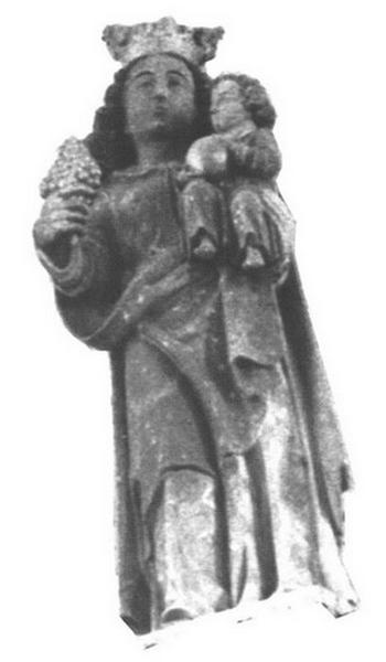 statue : Vierge à l'enfant à la grappe, vue générale