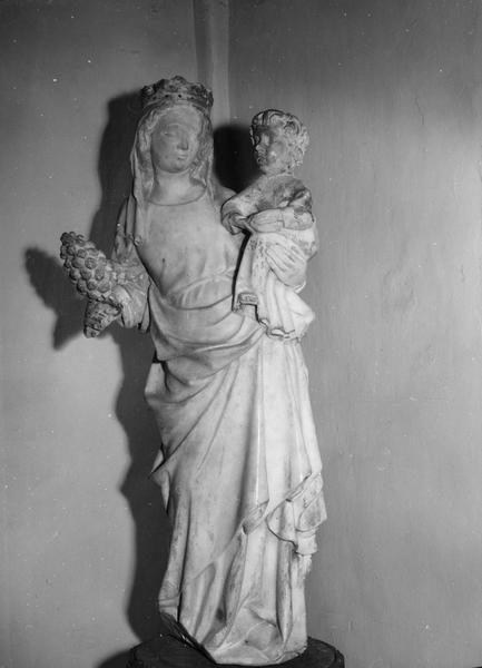 statue (statuette) : Vierge à l'Enfant - © Ministère de la Culture (France), Médiathèque du patrimoine et de la photographie (objets mobiliers), tous droits réservés