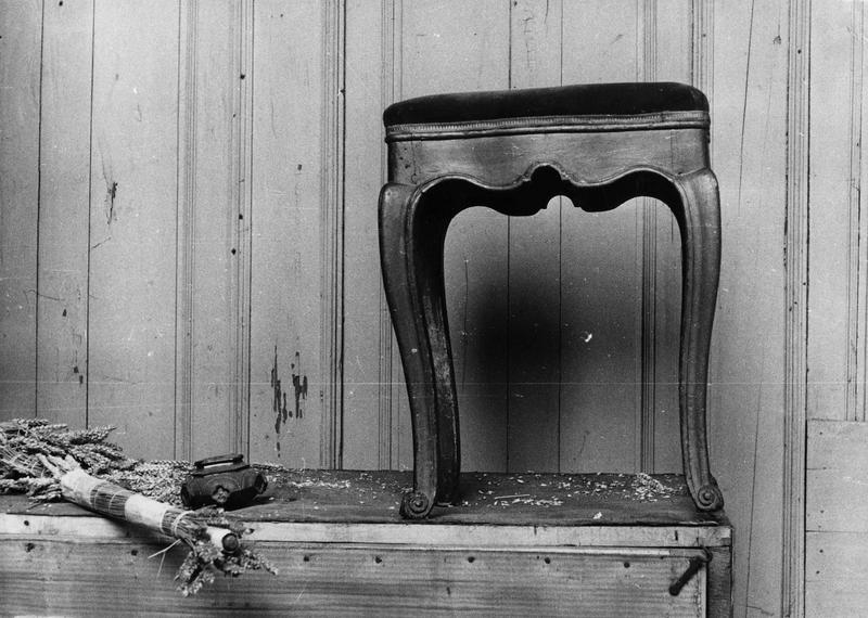 tabouret - © Ministère de la Culture (France), Médiathèque du patrimoine et de la photographie (objets mobiliers), tous droits réservés