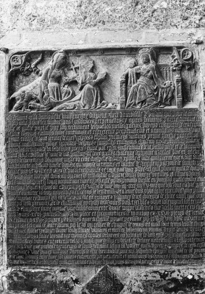 plaque funéraire de Marguerite du Petit-Rieu - © Ministère de la Culture (France), Médiathèque du patrimoine et de la photographie (objets mobiliers), tous droits réservés