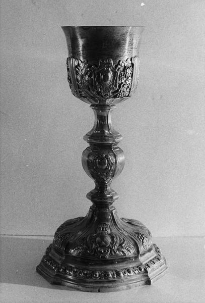 calice - © Ministère de la Culture (France), Médiathèque du patrimoine et de la photographie (objets mobiliers), tous droits réservés