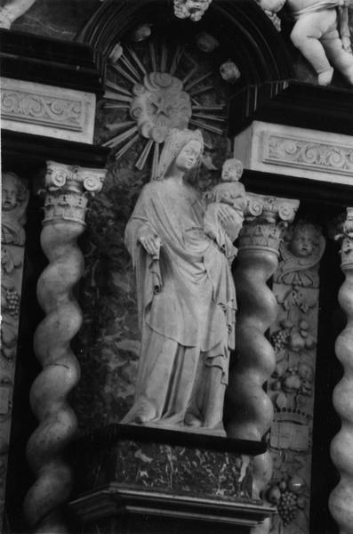 statue : Vierge à l'Enfant du retable latéral nord - © Ministère de la Culture (France), Médiathèque du patrimoine et de la photographie (objets mobiliers), tous droits réservés