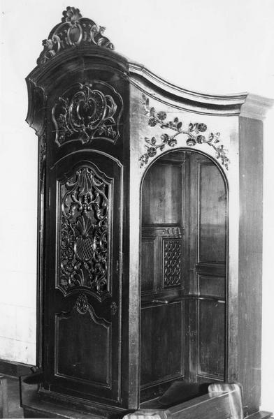 confessionnal - © Ministère de la Culture (France), Médiathèque du patrimoine et de la photographie (objets mobiliers), tous droits réservés