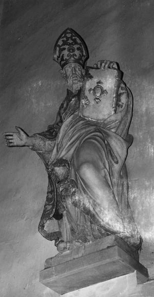 statue : saint Basile