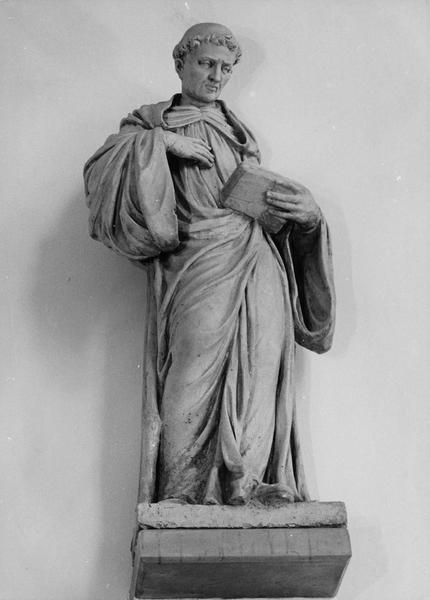 statue : saint Benoit - © Ministère de la Culture (France), Médiathèque du patrimoine et de la photographie (objets mobiliers), tous droits réservés