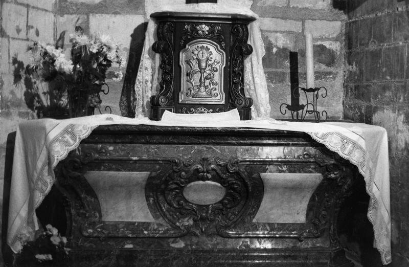 autel et le tabernacle dans la chapelle absidiale - © Ministère de la Culture (France), Médiathèque du patrimoine et de la photographie (objets mobiliers), tous droits réservés