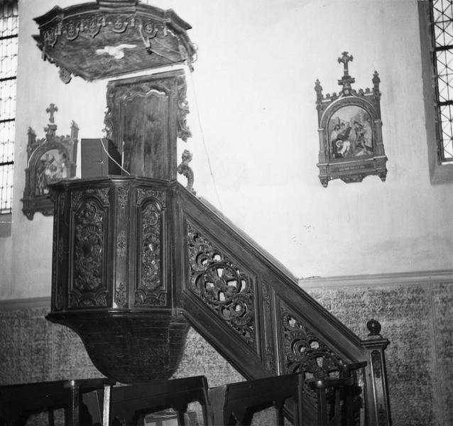 chaire à prêcher - © Ministère de la Culture (France), Médiathèque du patrimoine et de la photographie (objets mobiliers), tous droits réservés