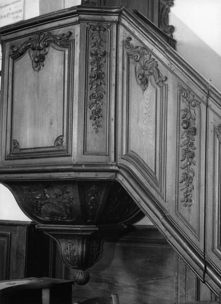 chaire à prêcher - © Ministère de la Culture (France), Médiathèque du patrimoine et de la photographie (objets mobiliers), tous droits réservés