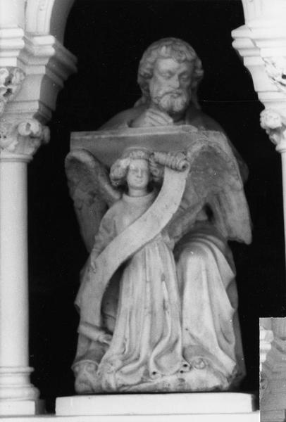 statue : Evangéliste (saint Matthieu)