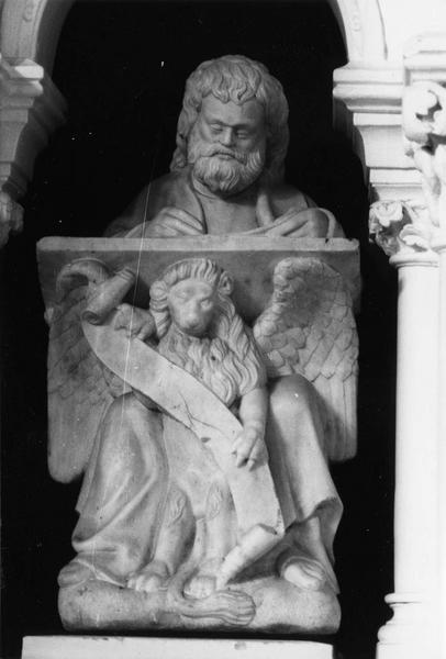 statue : Evangéliste (saint Marc)