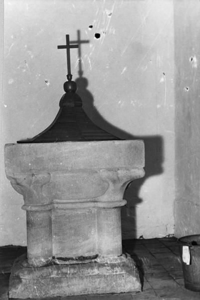 fonts baptismaux - © Ministère de la Culture (France), Médiathèque du patrimoine et de la photographie (objets mobiliers), tous droits réservés