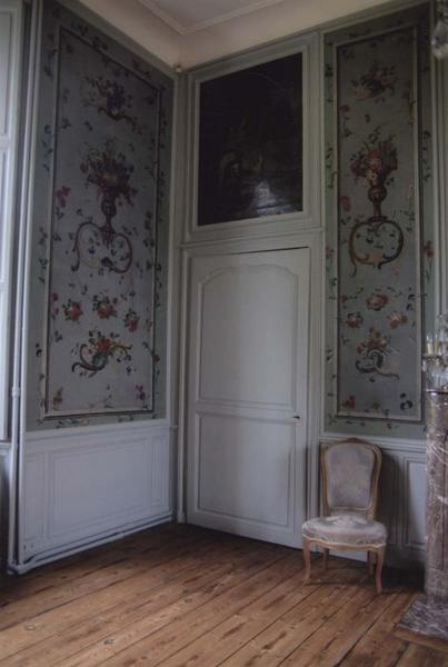 lambris de revêtement, tableaux, vue partielle