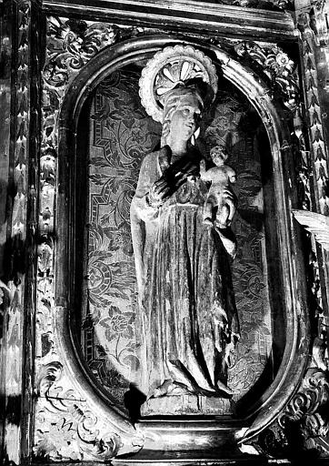 Retable de saint Michel, en bois sculpté peint et doré : Vierge à l'Enfant dite Notre-Dame-de-la-Rance (panneau du côté nord) - © Ministère de la Culture (France), Médiathèque du patrimoine et de la photographie, diffusion RMN-GP