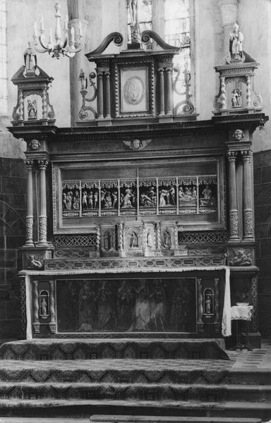 autel, retable, groupes sculptés (8) : scènes de la Passion (maître-autel), vue générale