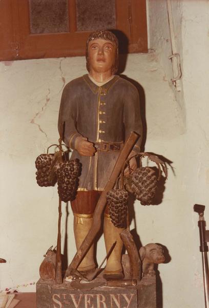 statue : saint Verny, vue générale