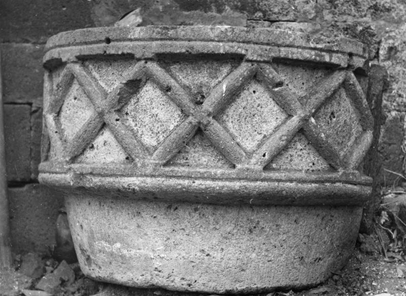 fonts baptismaux (cuve baptismale), vue générale