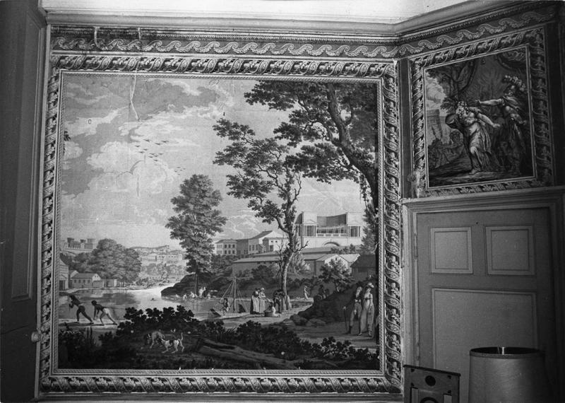 revêtement mural (papier peint du salon, tour nord est), vue générale