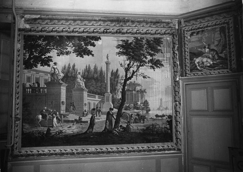 revêtement mural (papier peint du salon, tour nord est), vue générale