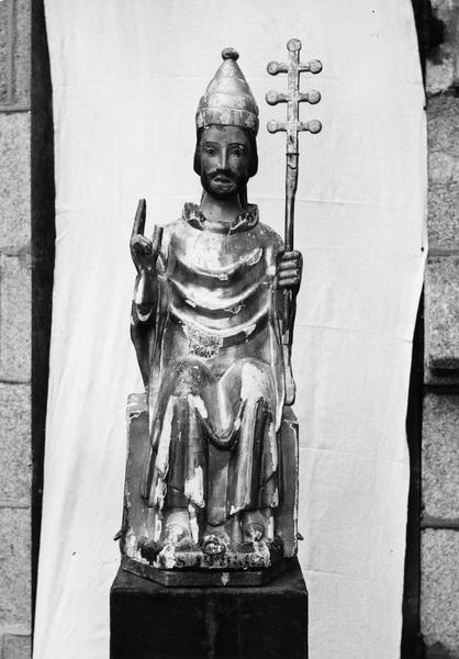 statue-reliquaire : saint Pierre assis, vue générale