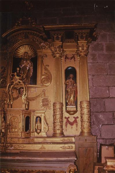 autel, retable, tabernacle, 2 gradins, 7 statues, vue partielle - © Ministère de la Culture (France), Médiathèque du patrimoine et de la photographie (objets mobiliers), tous droits réservés