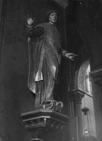 statue : saint Amable, vue générale