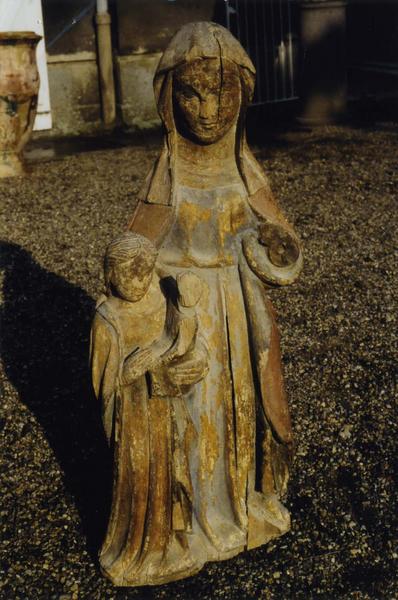 groupe sculpté : sainte Anne, la Vierge et l'Enfant, vue générale - © Ministère de la Culture (France), Médiathèque du patrimoine et de la photographie (objets mobiliers), tous droits réservés