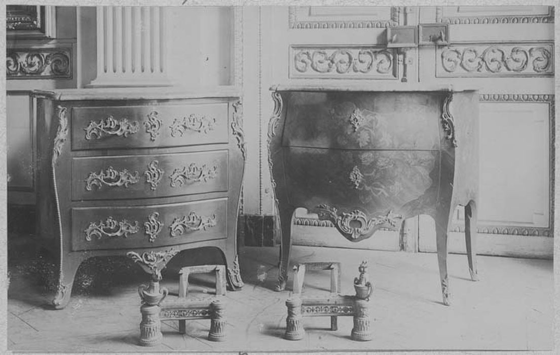 commodes, chenets