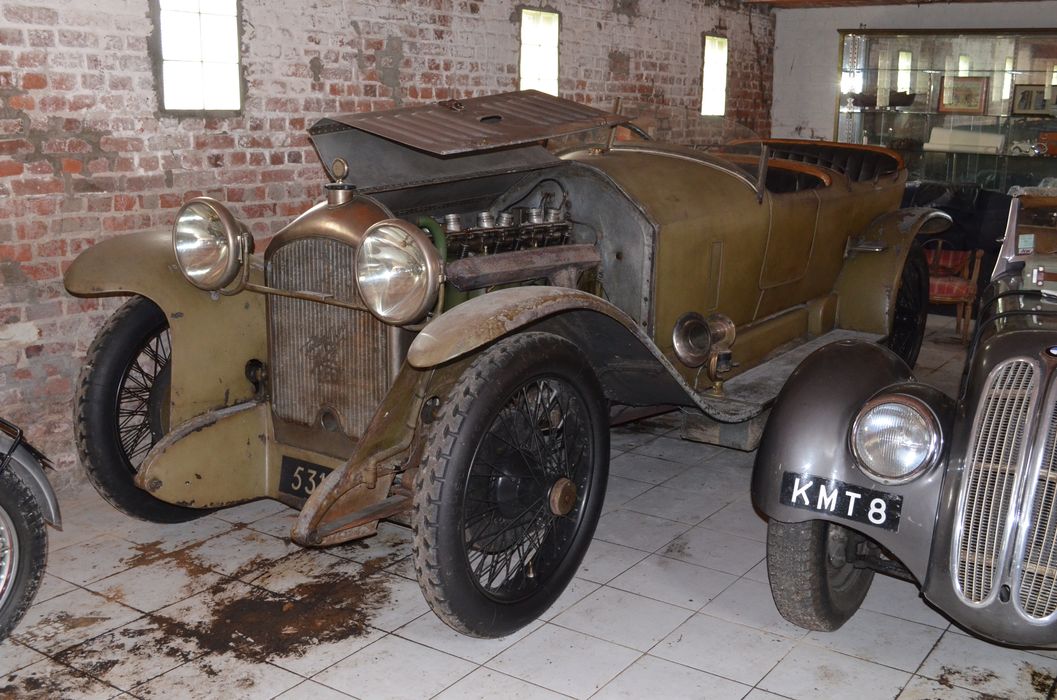 Voiture automobile Rougier type PJ6 N dans la série du type 10146 - © Ministère de la Culture (France), Médiathèque du patrimoine et de la photographie, diffusion GrandPalaisRmn Photo