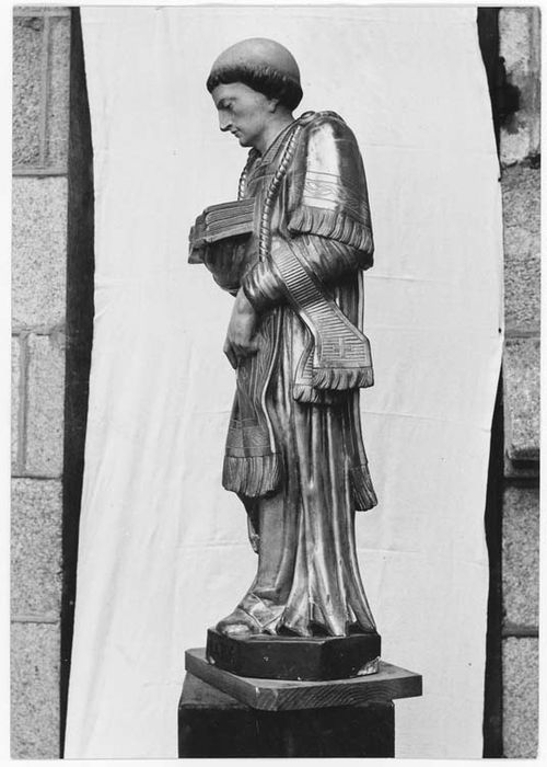 statue : Saint Mary, profil gauche