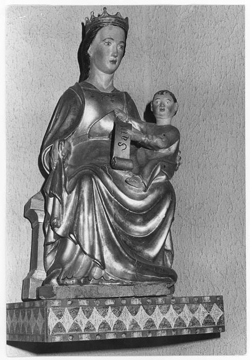 statue : Vierge à l'Enfant