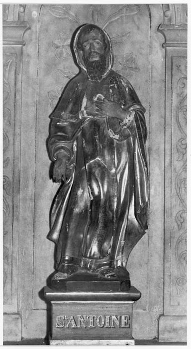statue : Saint Antoine