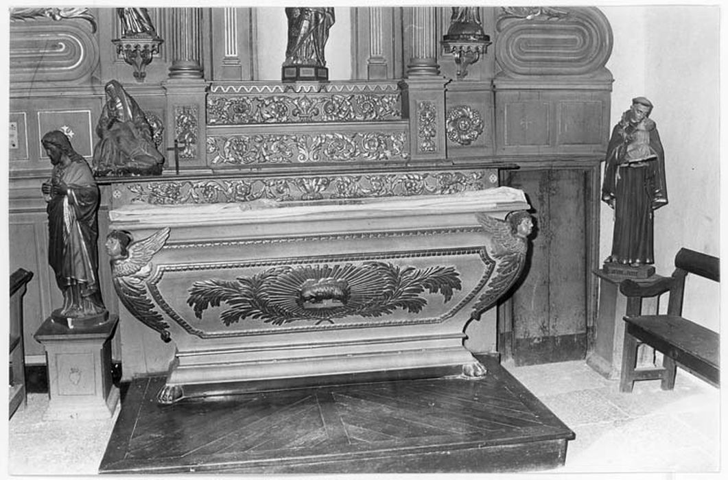 autel du croisillon sud  - © Ministère de la Culture (France), Médiathèque du patrimoine et de la photographie, diffusion GrandPalaisRmn Photo