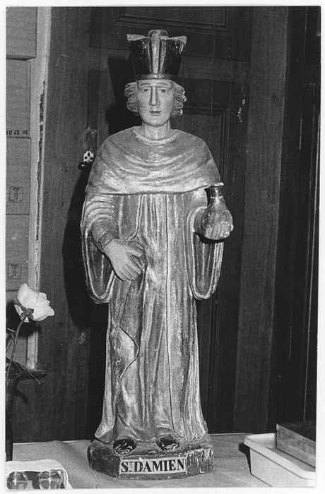 statue : Saint Damien