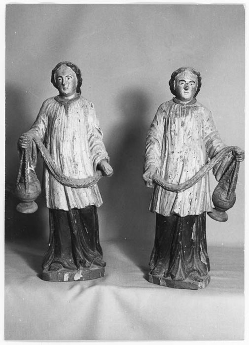 deux statues : Clercs thuriféraires - © Ministère de la Culture (France), Médiathèque du patrimoine et de la photographie, diffusion GrandPalaisRmn Photo