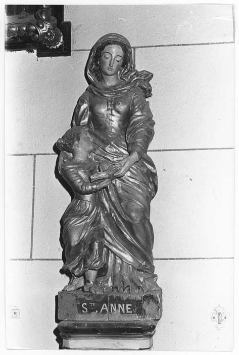 groupe sculpté : Sainte Anne et la Vierge