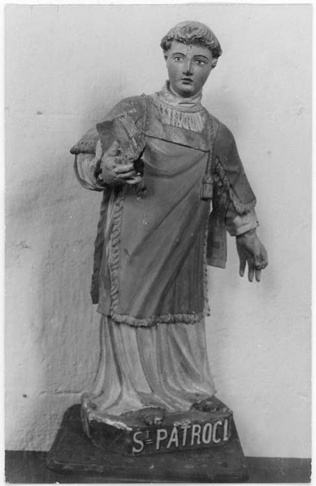 statue : Saint Patrocle