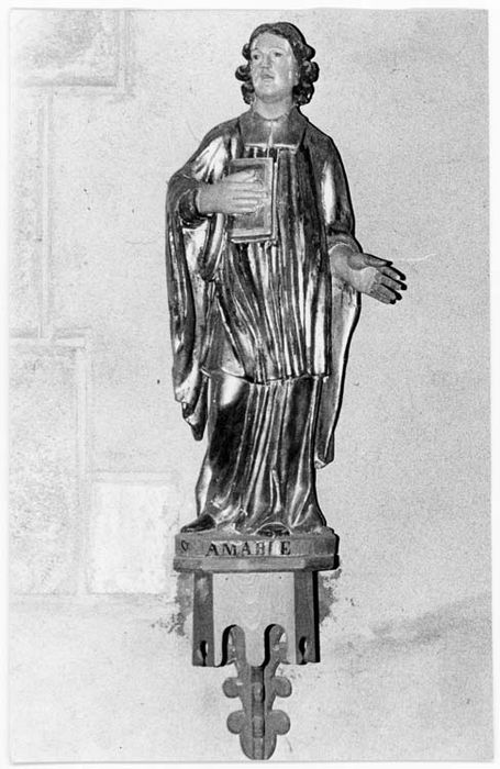 statue : Saint Amable